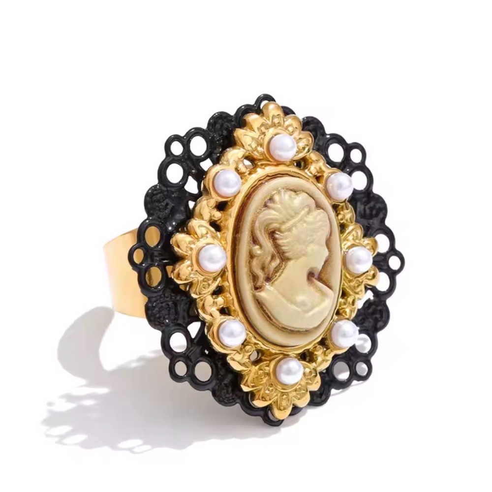 Sara Sotti Elegant 18K Gold Plated Black Cameo Ring Adjustable Size